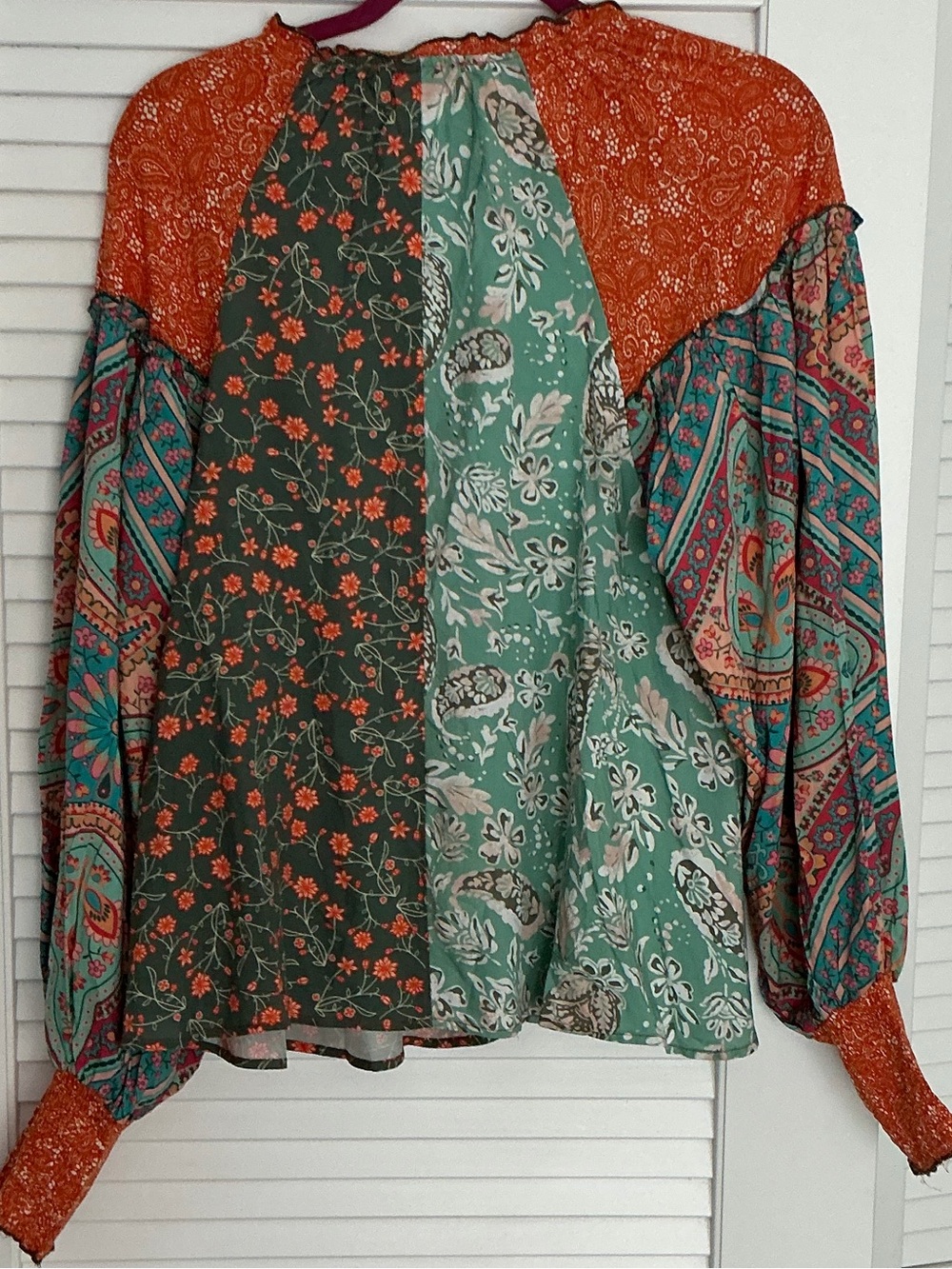 NWT Oli & Hali Patchwork Floral Boho Blouse in Teal & Orange size Small - Picture 3 of 8